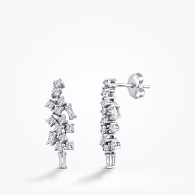 0.32 Karat Pırlanta Baget Trend Küpe - 1