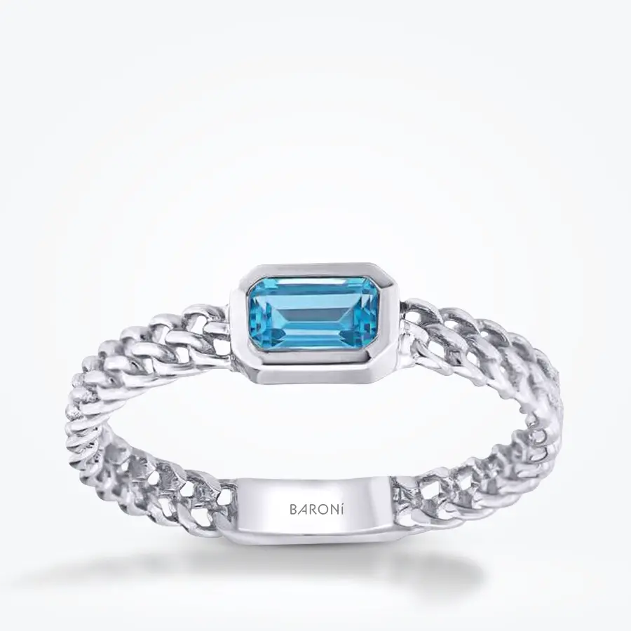 0.37 Karat Blue Topaz Yüzük