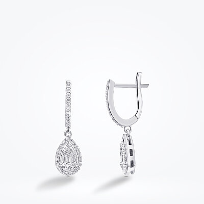 0.47 Karat Pırlanta Damla Baget Küpe 