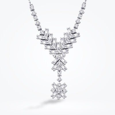 0.45 Karat Pırlanta Baget Kolye 