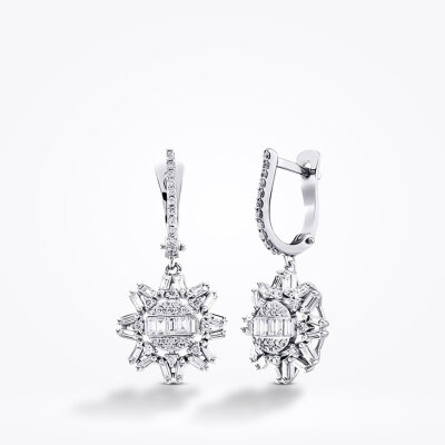 0.59 Karat Pırlanta Baget Küpe - 1