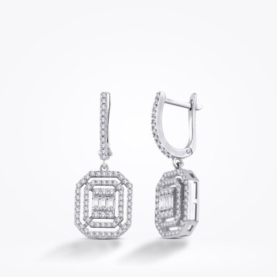 1.11 Karat Pırlanta Baget Küpe 