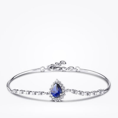 1.88 Karat Pırlanta Damla Safir Kelepçe 