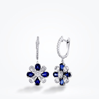 2.43 Karat Pırlanta Baget Safir Küpe 