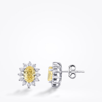 3.29 Karat Pırlanta Fancy Oval Taşlı Küpe - 1