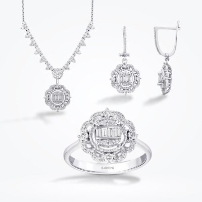 2.13 Karat Pırlanta Baget Set