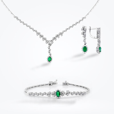 4.65 Karat Pırlanta Zümrüt Set