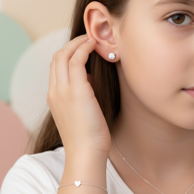 Çocuklar İçin Güvenli ve Şık Takı Seçimleri