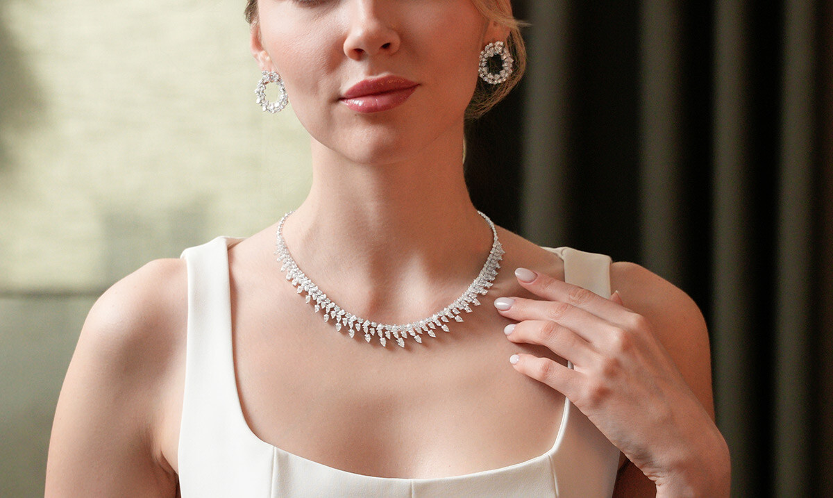 İhtişamlı Düğün Hediyesi Pırlanta Gerdanlık Seti