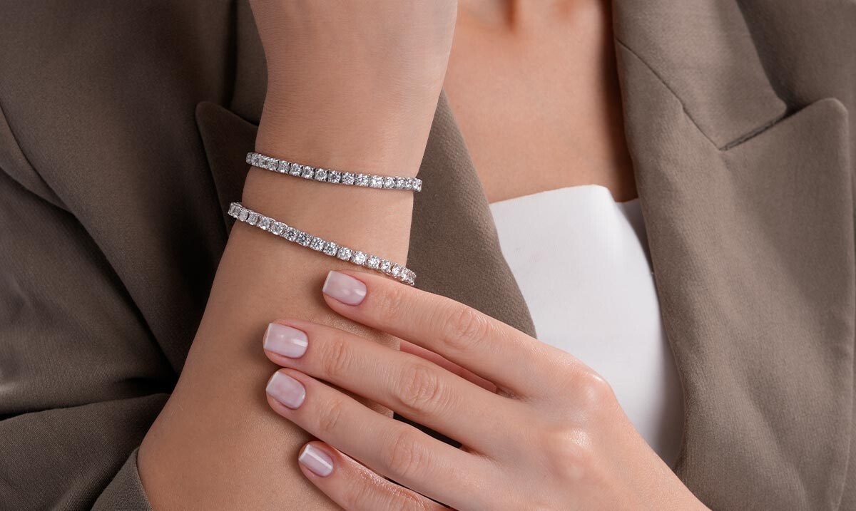 Sezonun Pantone Renkleriyle Uyumlu Takı Seçimleri: Mocha Mousse