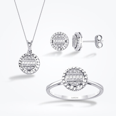 0.39 Karat Pırlanta Baget Set