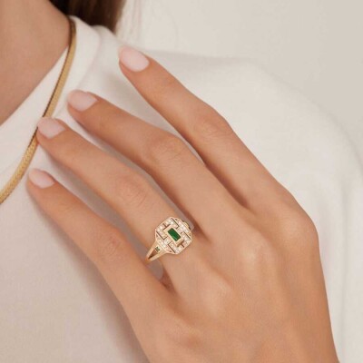 Altın Yeşil Taşlı Trend Yüzük - 1